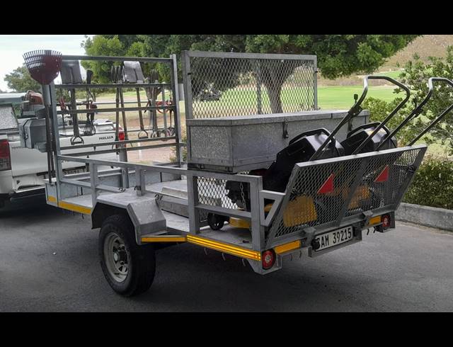 10M² BUSINESS FOR SALE IN KLEINMOND CENTRAL